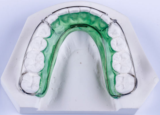 CE και FDA Ορθοδοντική υποστήριξη BEGGS RETAINER Αόρατη υποστήριξη